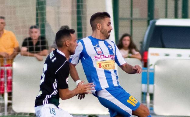 El jienense Julio de Dios, fichaje pleno de técnica e ilusión para el Real Jaén