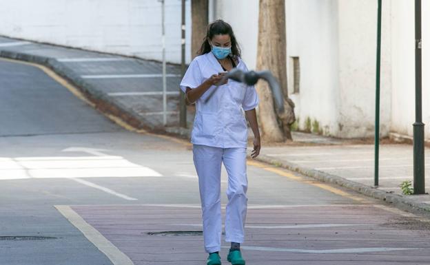 Almería logra estabilizar la hospitalización, pero sigue liderando los contagios
