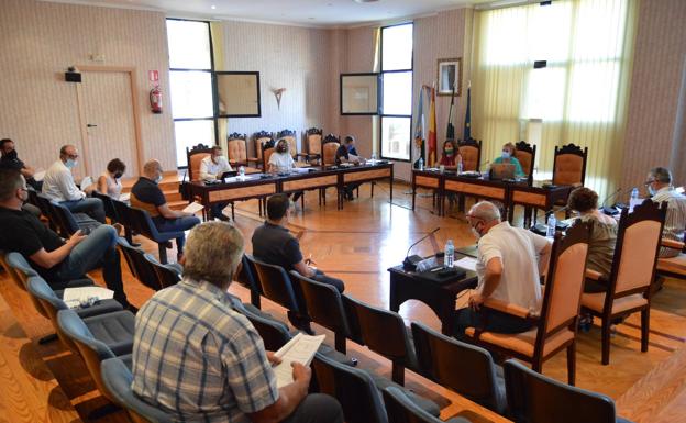 El aumento salarial del equipo de Gobierno de Salobreña enciende a la oposición