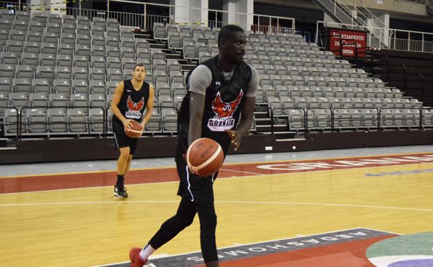 Bamba Fall se incorpora al trabajo con el Covirán y ya sólo falta por llegar Bropleh