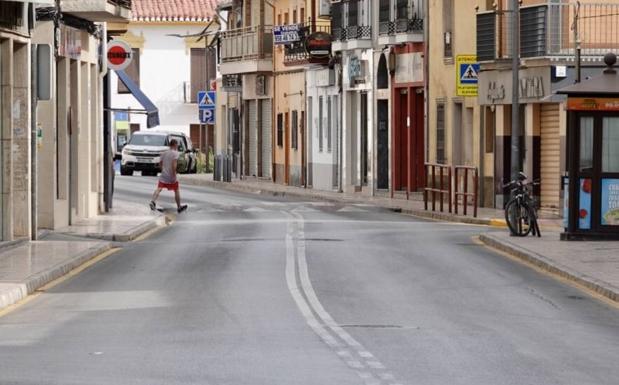 Trece pueblos frenan al virus tras autoconfinarse o cerrar instalaciones públicas
