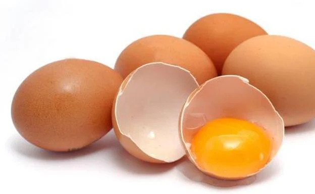 36 manchas de huevo