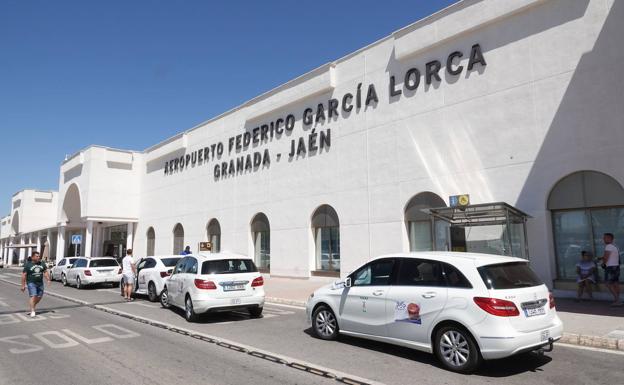 Aena licita la reforma y ampliación del edificio terminal del Aeropuerto de Granada por 3,9 millones de euros