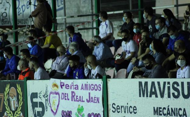 Quejas de los abonados blancos por la ausencia de información