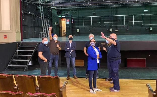 El Ayuntamiento activa el protocolo preventivo contra la covid en el Teatro Isabel La Católica