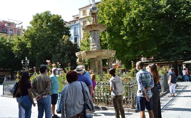 Fundación AguaGranada retoma sus paseos por el patrimonio hidráulico de la ciudad