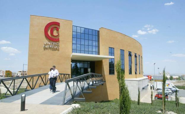 El Defensor del Pueblo 'se da por vencido' con la Cámara de Comercio de Jaén