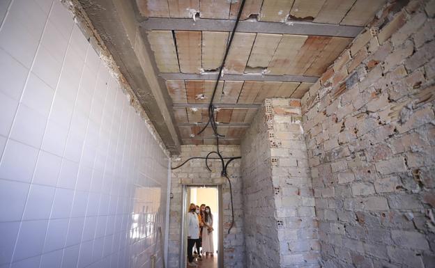 Los alumnos del Francisco Mejías estrenarán baños en dos meses