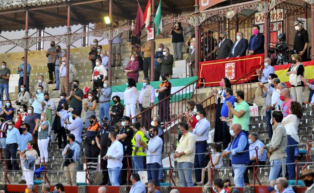 El fuerte temporal de agua y viento obligan a aplazar el festejo taurino en Úbeda