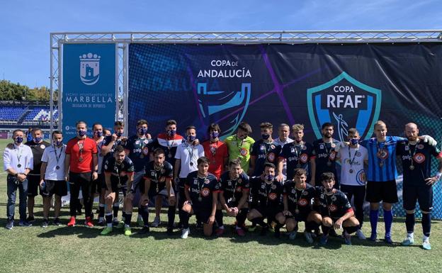 La UDC de Torredonjimeno naufraga en el vendaval del CD Utrera de Plusco