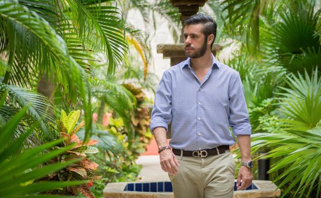 El granadino que lidera un hotel de ultra lujo con conexión espiritual a orillas del Caribe