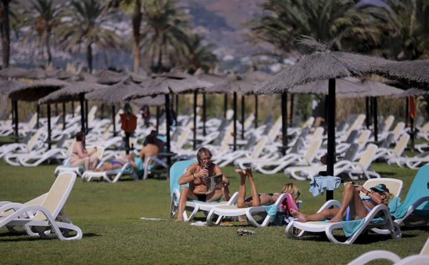 Apenas mil habitaciones hoteleras de la Costa aguantan el chaparrón del otoño de la Covid