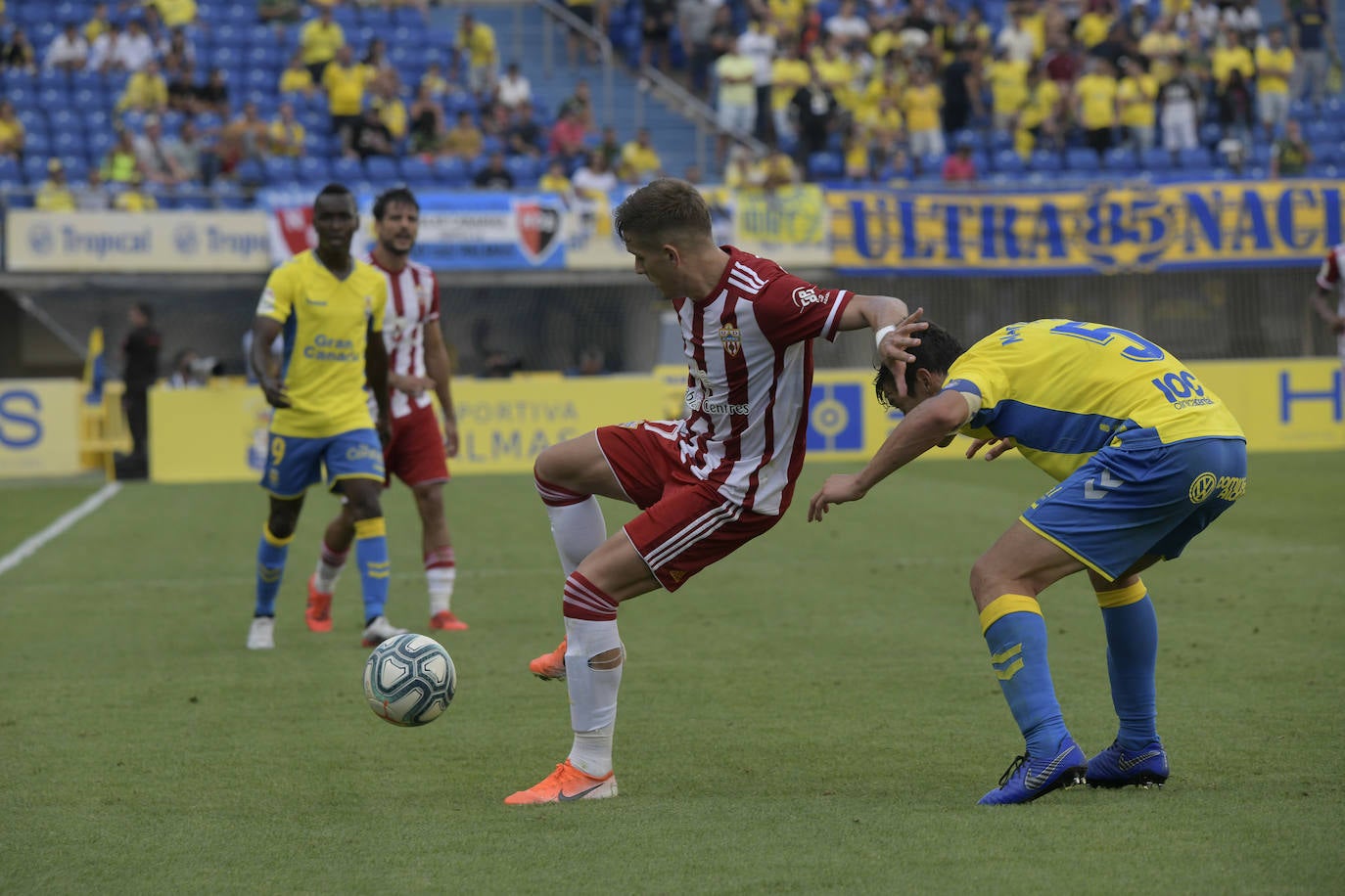 El Almería ya sabe cuándo jugará en Las Palmas y ante el Cartagena