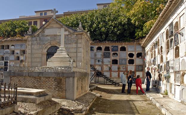 Solicitud para poder recuperar el cementerio de San Eufrasio