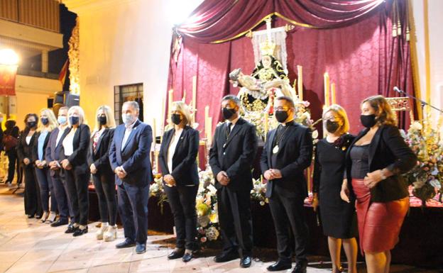 Motril entrega la Medalla de Oro de la Ciudad a la Virgen de las Angustias