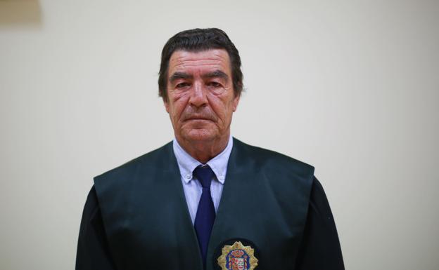 Emilio Calatayud: «Que lo escuchen los contagiadores: ¡Viva la vida! ¡Viva la Guardia Civil!»