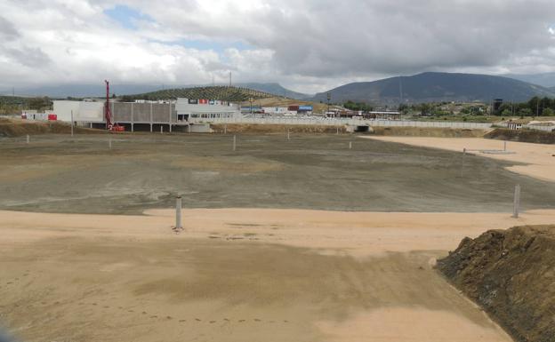 El Jaén Plaza reanuda los trabajos de la segunda fase del parque comercial