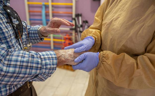 La Junta declara dos nuevos brotes en residencias de mayores de Granada