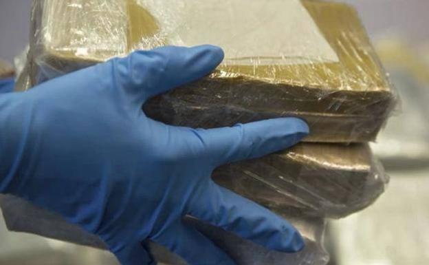 A prisión los sospechosos de enviar droga a través de paquetes postales