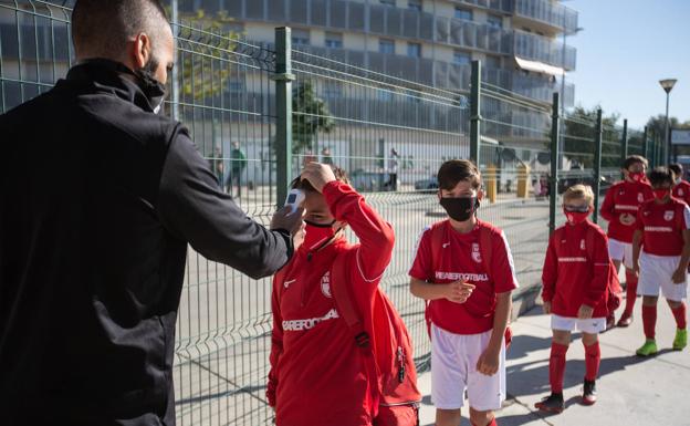 La cantera vuelve a cantar goles en tiempos de incertidumbre