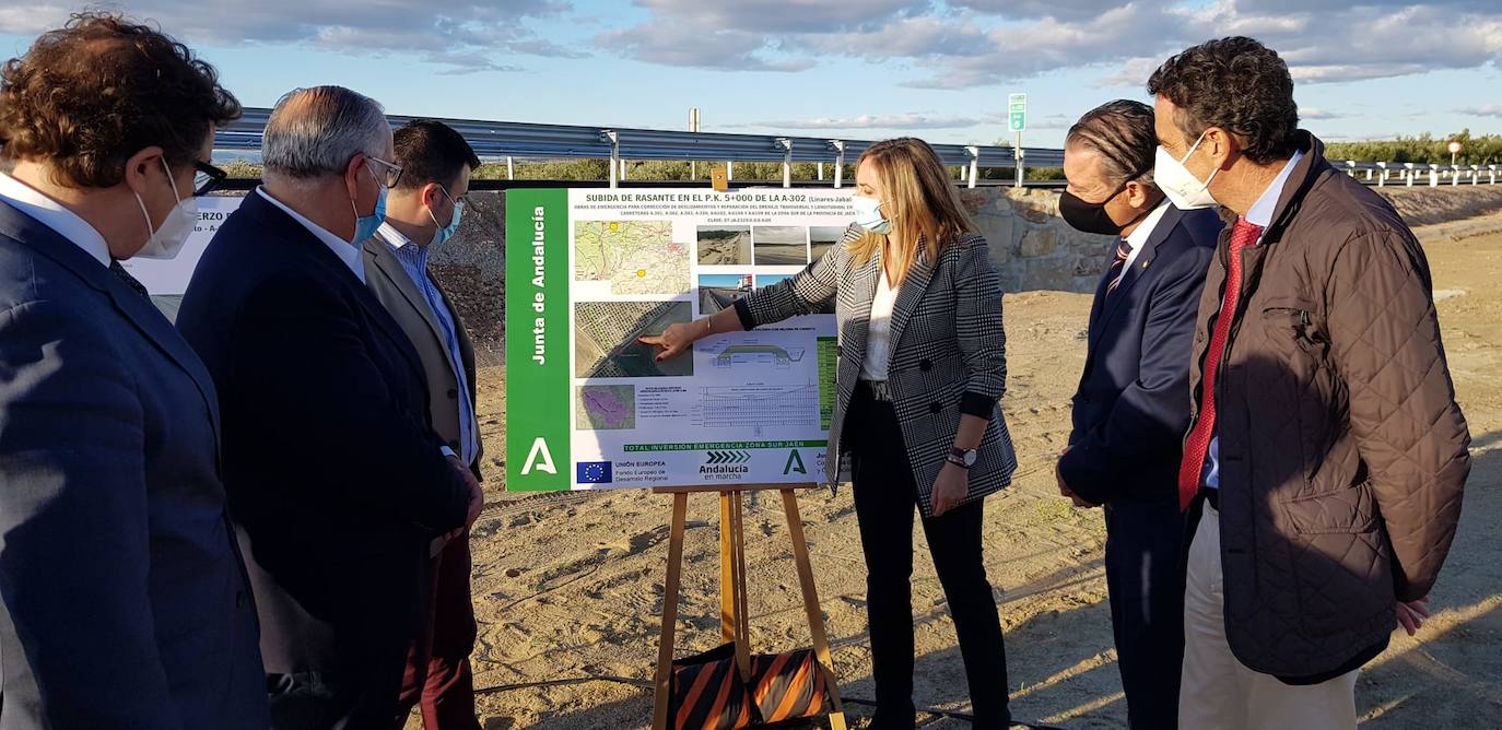 Subsanan los problemas de anegaciones por lluvia en la carretera entre Linares y Jabalquinto