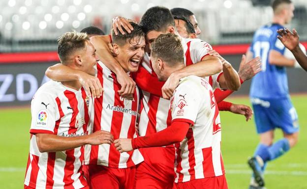 El Almería, más cerca del equilibrio