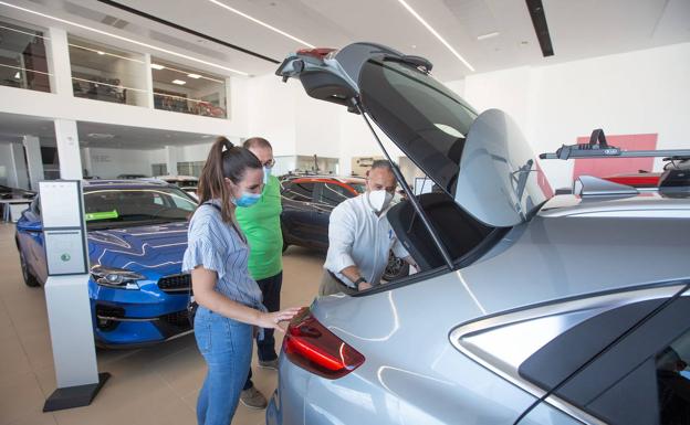 Ni el Plan Renove 'ayuda' a los jienenses, los andaluces que menos cambian de coche