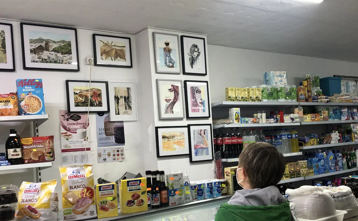 Fragua princesa director Una tienda de barrio que alimenta 'a golpe de acuarela' | Ideal