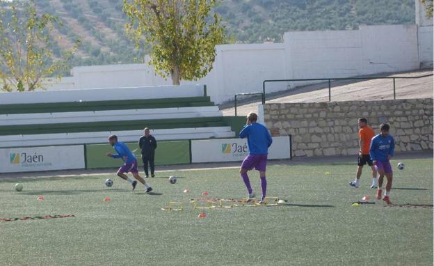 Suspendido el duelo entre el Atlético Porcuna y el Real Jaén por un positivo en el equipo blanco