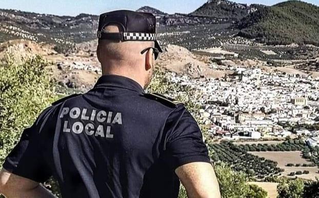 Multan con 3.000 euros a un joven positivo por Covid tras sorprenderle lavando el coche en una gasolinera