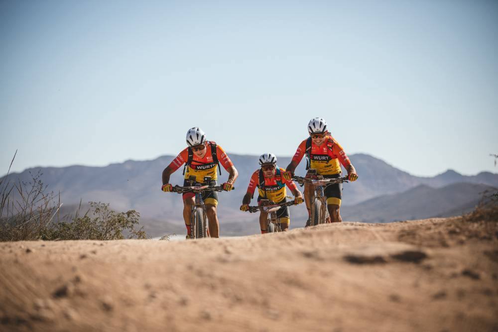 El Toyo señala a los primeros de la Titan Desert de Almería