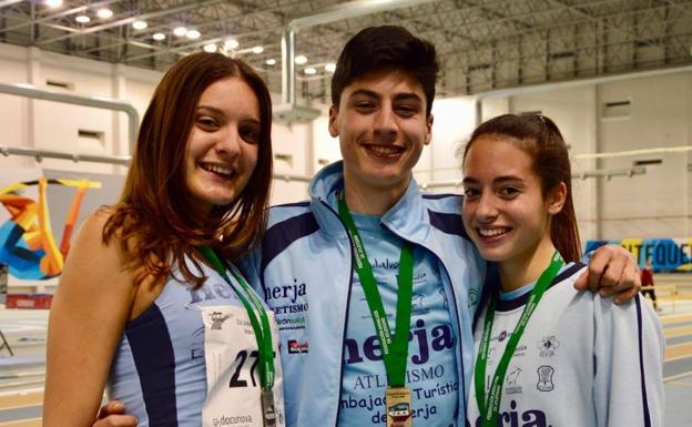 Los atletas granadinos se cuelgan dos oros, cuatro platas y siete bronces en el Campeonato de España de Clubes Sub-20