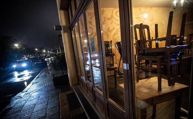 Aragón confina las tres provincias y ordena el cierre de actividad a las 20:00