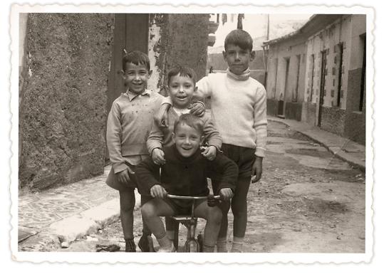 «En los años de austeridad del franquismo, las cosas tenían dos y tres vidas»