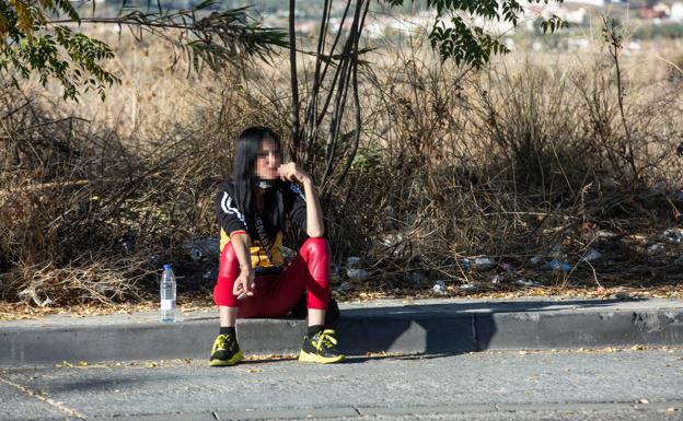 El toque de queda saca la prostitución a la luz del día en Granada