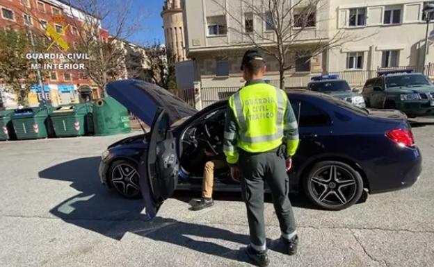 Una operación internacional de 23 cuerpos desarticula una banda de Granada que manipulaba vehículos de ocasión para su venta