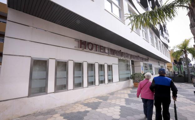 La Costa se queda sin grandes hoteles abiertos y con unas 300 habitaciones