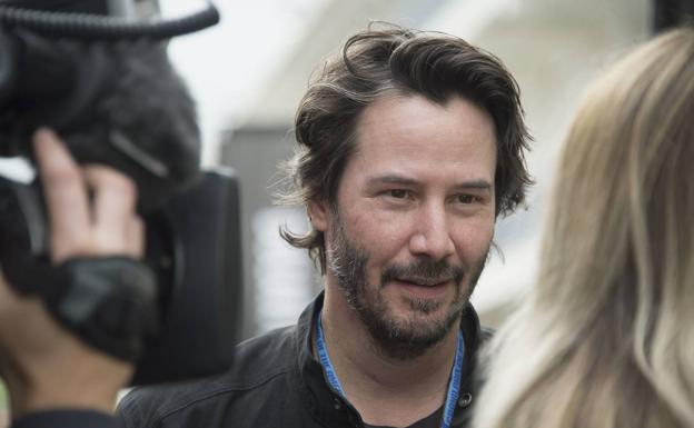 Keanu Reeves celebra una fiesta junto a 300 personas