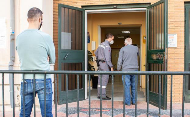Más seguridad en centros de salud de Granada para frenar conflictos por la presión asistencial