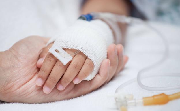 Un joven de Granada recibirá 192.000 euros por la demora en diagnosticarle un cáncer