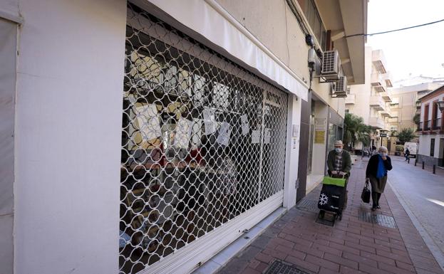 El comercio de la Costa se une para exigir a la Junta que lo dejen trabajar