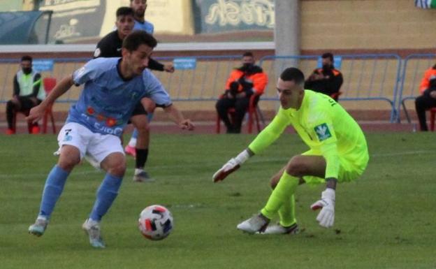 El CD El Ejido es presa de las prisas ante un Recreativo Granada paciente