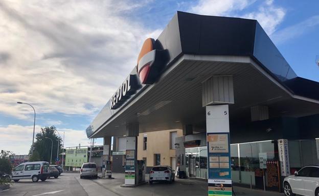 Detienen a uno de los atracadores de gasolineras más activo de Granada y queda en libertad con cargos