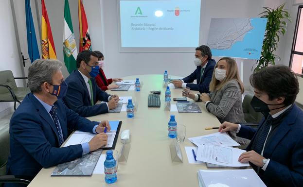 La Junta urge a Ábalos a cerrar los tres tramos pendientes de proyecto en el AVE de Almería a Murcia