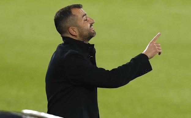 Diego Martínez: «Nos faltó continuidad. Fue una pena el empate»
