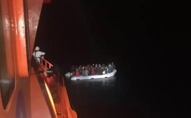 Trasladados al CATE de Motril 54 inmigrantes, y el albergue de Víznar acoge a otros 50