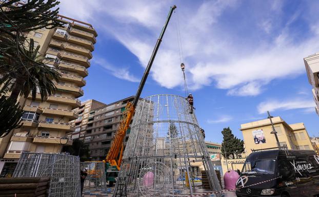 Motril encenderá la iluminación de Navidad en el centro esta semana