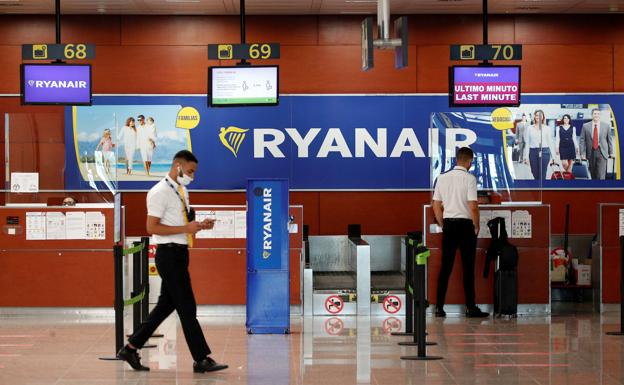 Ryanair, obligada a devolver a una almeriense 750 euros de un vuelo cancelado por la Covid-19