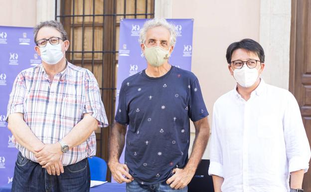 Viaje con el IEA a través de la luz de los faros de Almería