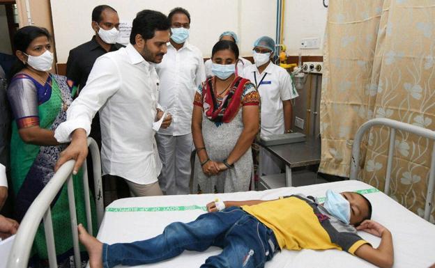 La «misteriosa enfermedad» que ha causado casi 600 enfermos en India